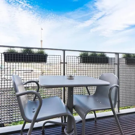 Ifsc Quiet Luxurious With Balcony View Spe981 דירה דבלין