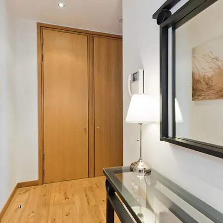 Ifsc Quiet Luxurious With Balcony View Spe981 アパート