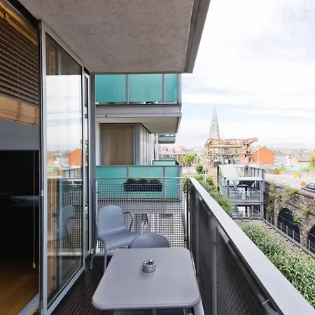 Ifsc Quiet Luxurious With Balcony View Spe981 Dublin